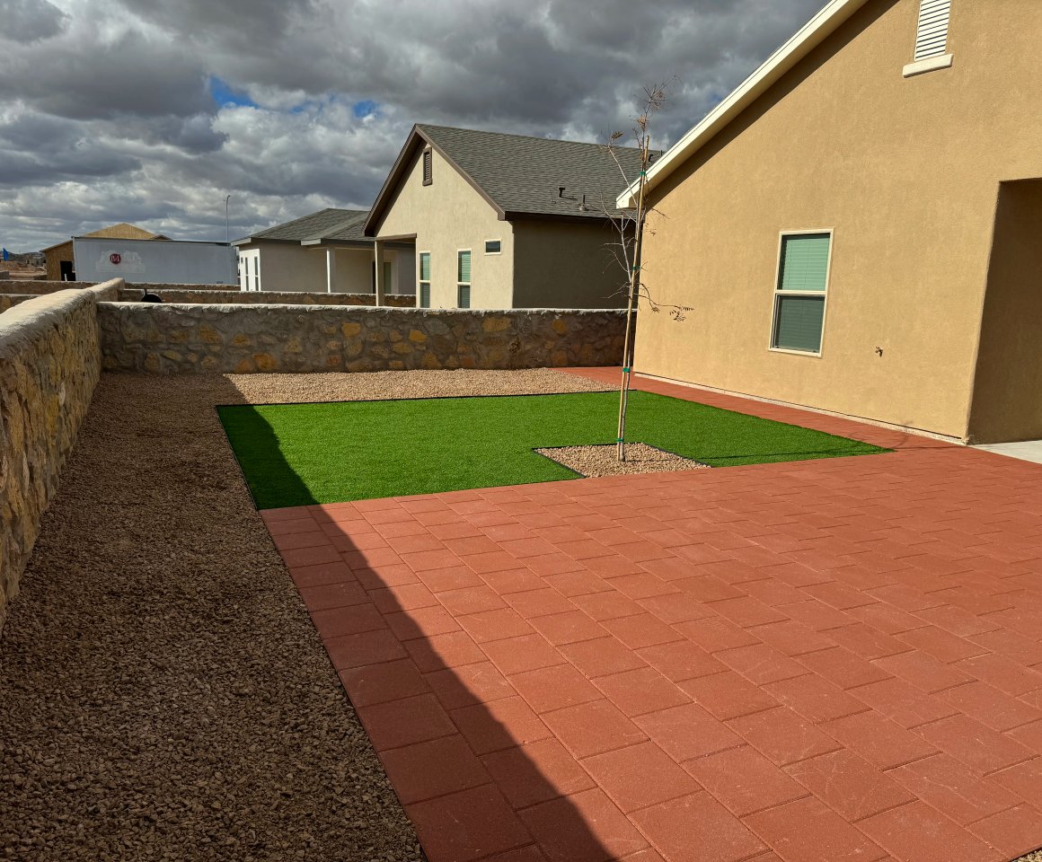 Paver driveway and landscape project in a Picacho Hills neighborhood