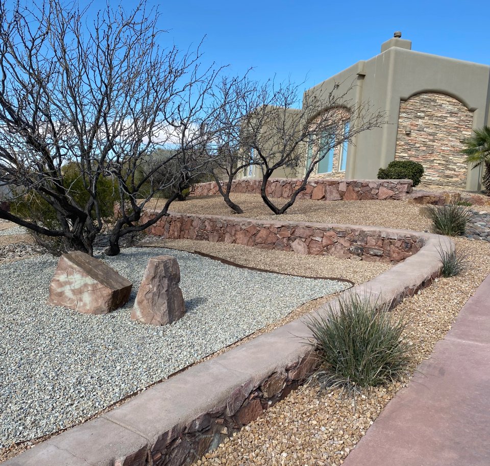 Drought-tolerant landscape install in Las Cruces, NM